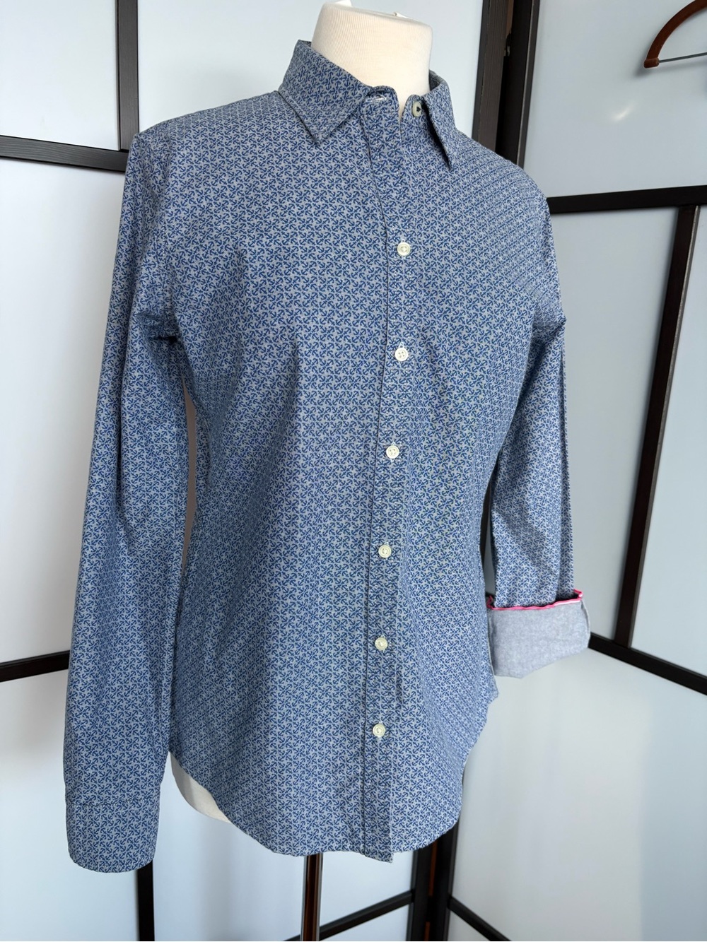 Banana Republic NWT Blue Print Oxford Shirt 100% Cotton Button Front Size M - Picture 2 of 12